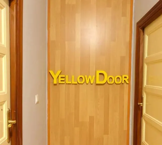 Yellow Door 2 Appartamento Ponferrada
